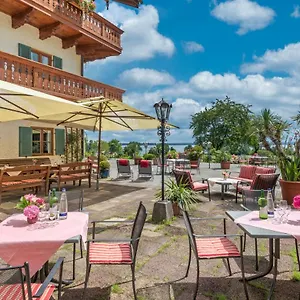 Schoiner See-hotel, Garni 3*, Gstadt am Chiemsee Duitsland