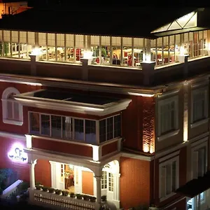 Boutique Restaurant Gloria 4*, Tirana Albanië